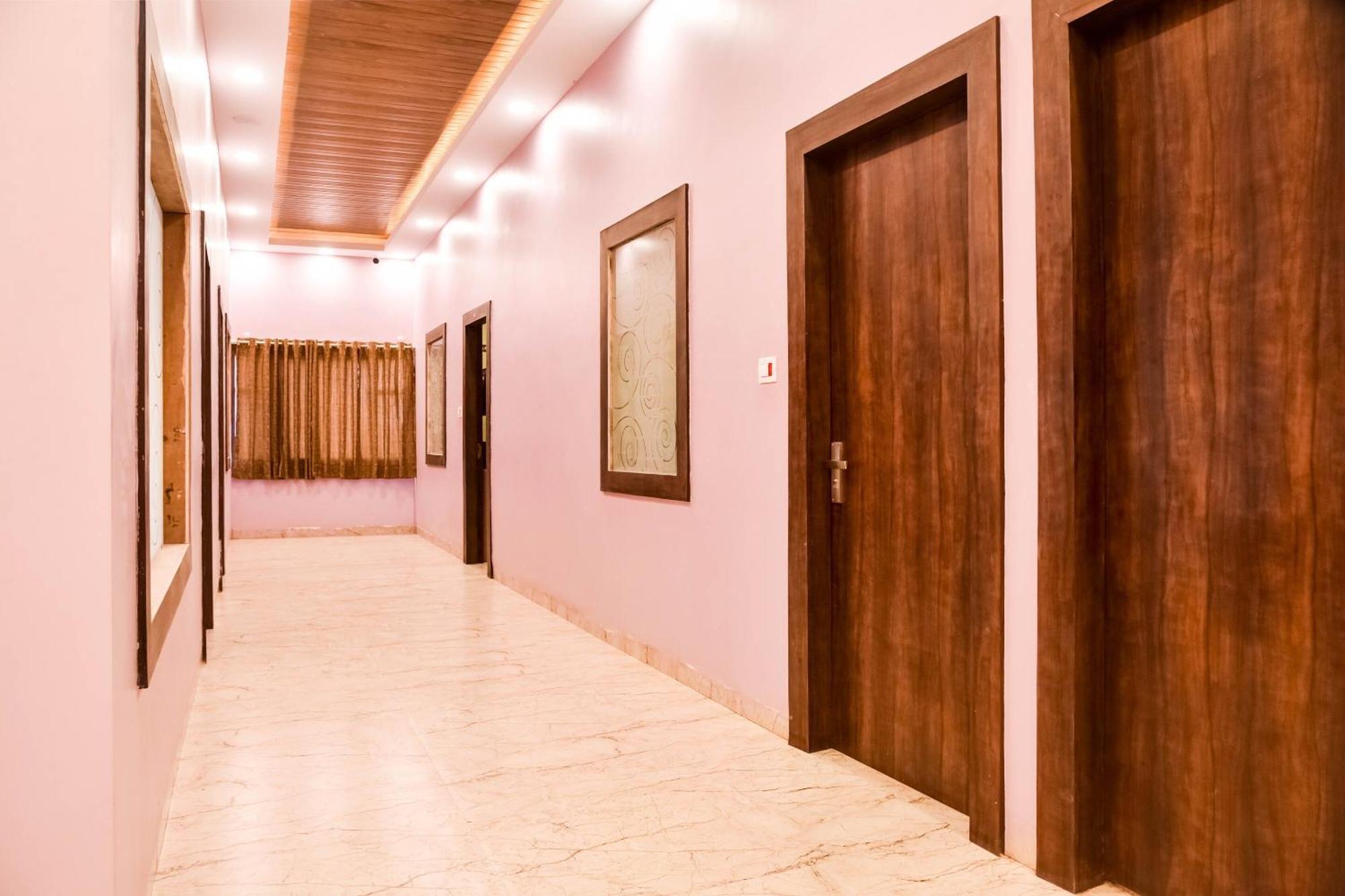 Hotel O Manglam Palace Bhopal Buitenkant foto